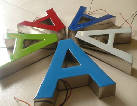 保靖如何延长树脂发光字招牌的寿命？